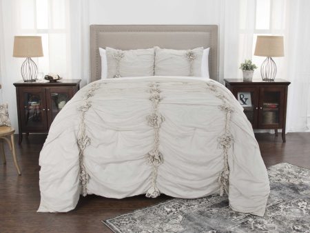 Rizzy BQ4545 Aiyana Natural Bedding Online Hot Sale