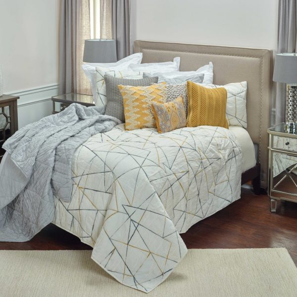 Rizzy BQ4189 Julian Ivory Bedding For Cheap