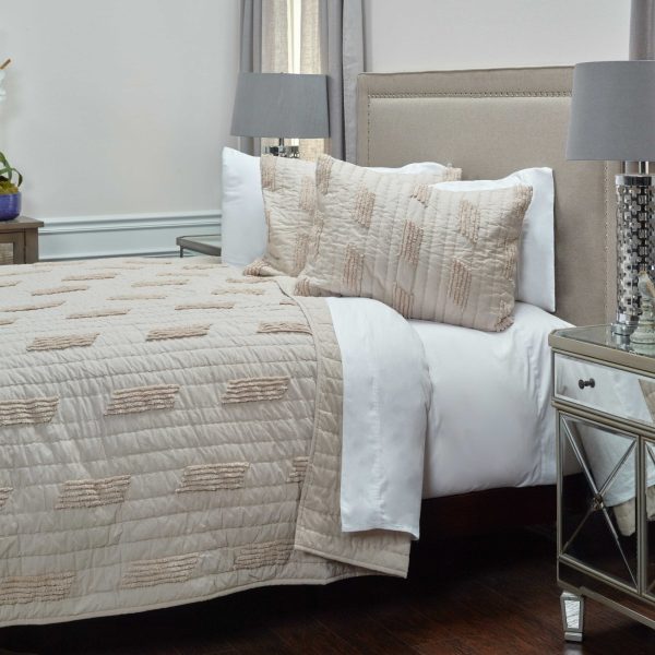 Rizzy BQ4234 Alice Light Brown Bedding Online now