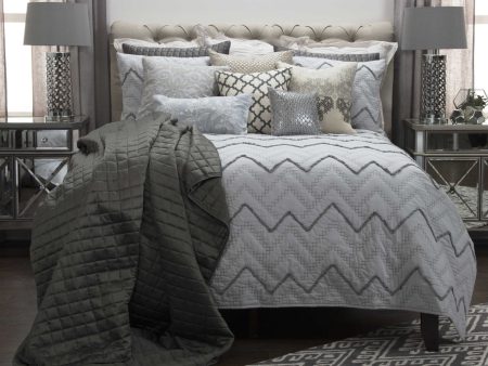 Rizzy BQ4207 Warren Gray Bedding on Sale