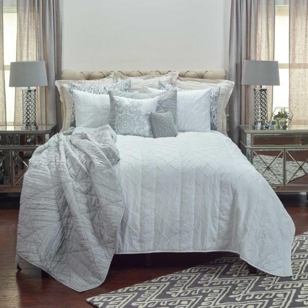 Rizzy BQ4184 Claire White Bedding For Discount